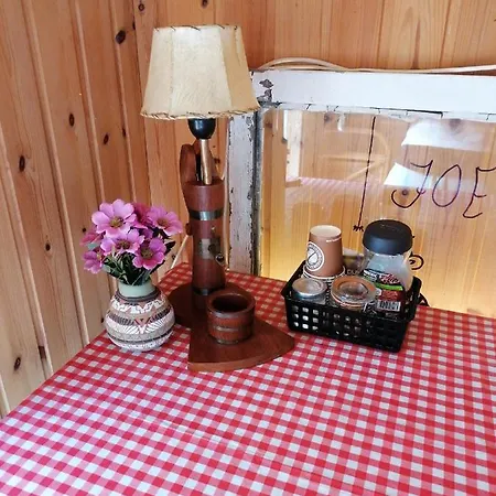 Bed & Breakfast Country B&B